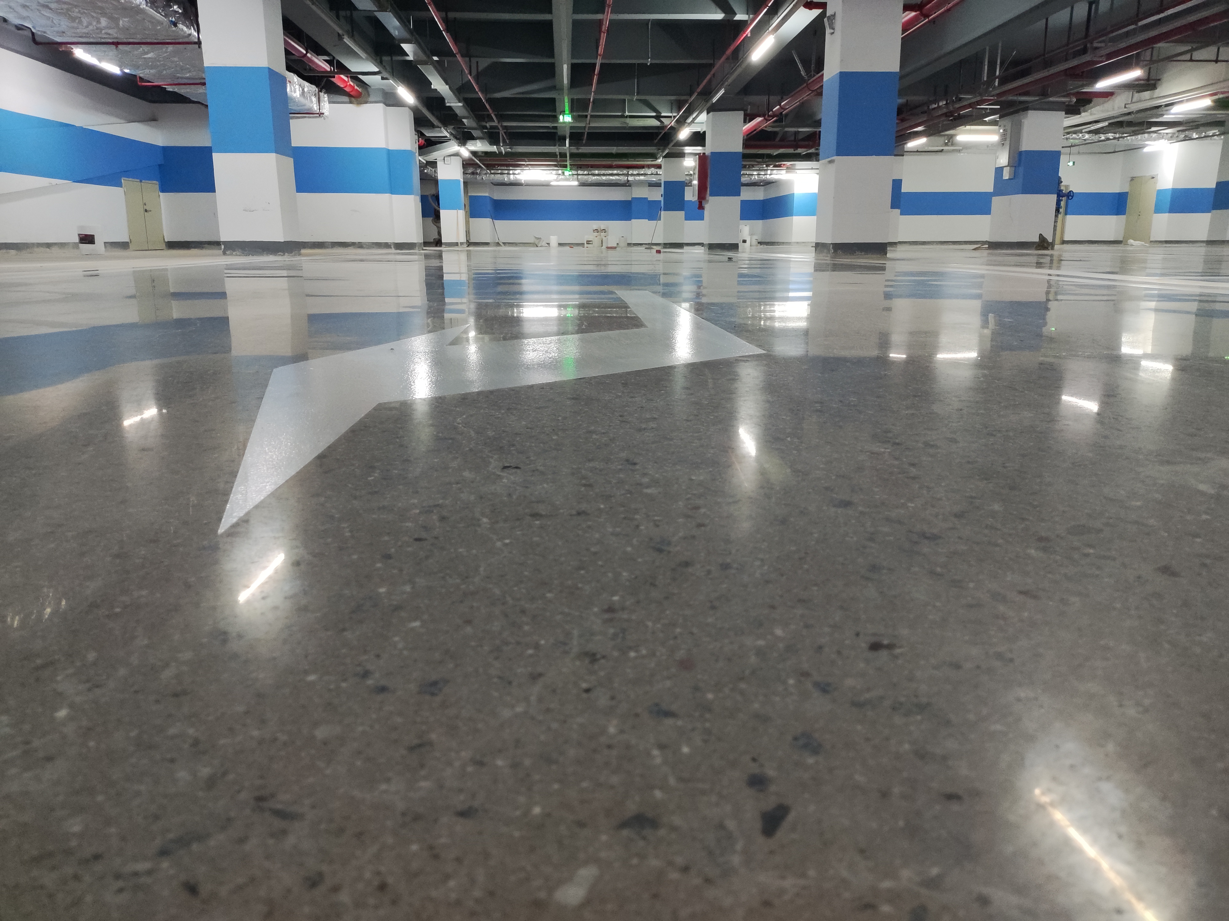 停車場涂料施工